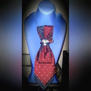👔 IT'S A SALE!! DEBONAIR COUTURE TIE NECKLACE 👔